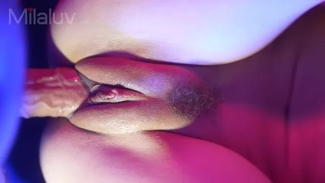 Порно видео Ебли в пизду крупным планом. Смотреть Ебли в пизду крупным планом онлайн