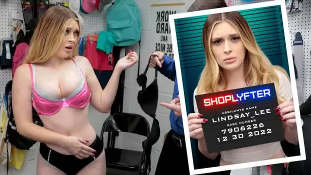 Женщина показывает пизду - порно видео на lavandasport.ru