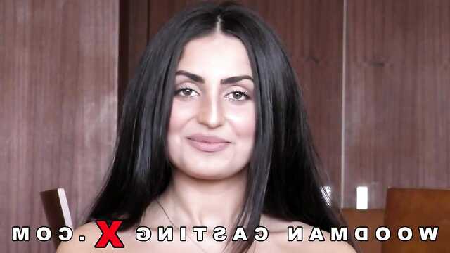 Армянка с большой грудью покорила ёбаря на интим кастинге | intim-top.ru